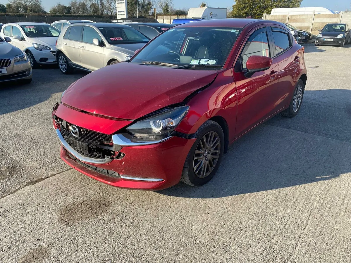 Mazda 2 ,1.5 petrol 202 light frontal damage - Image 2