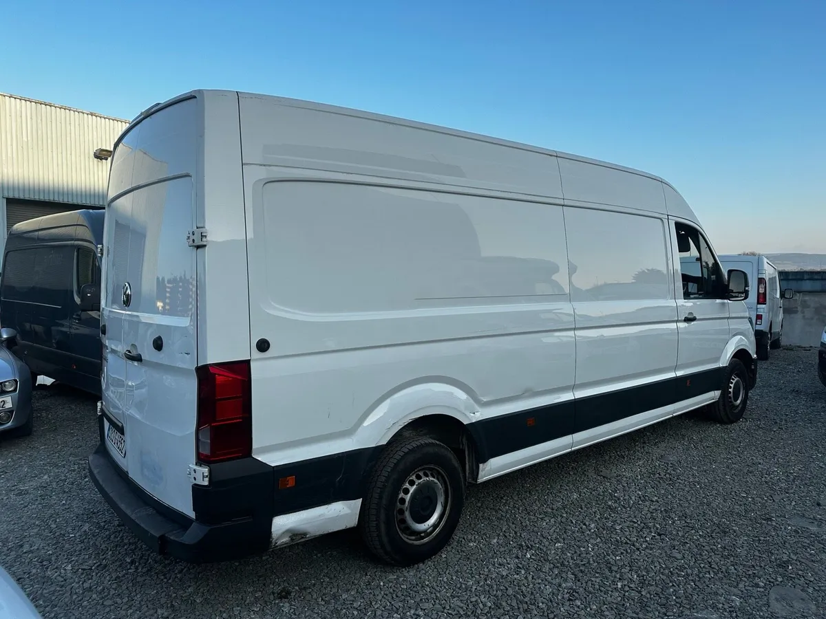 2018 Volkswagen Crafter CR35 TDi LWB Low Milage - Image 3