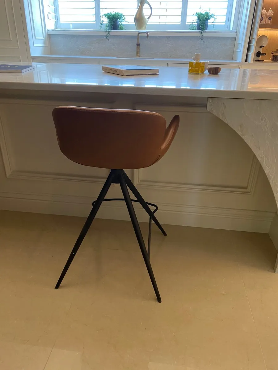 Stools - Image 3