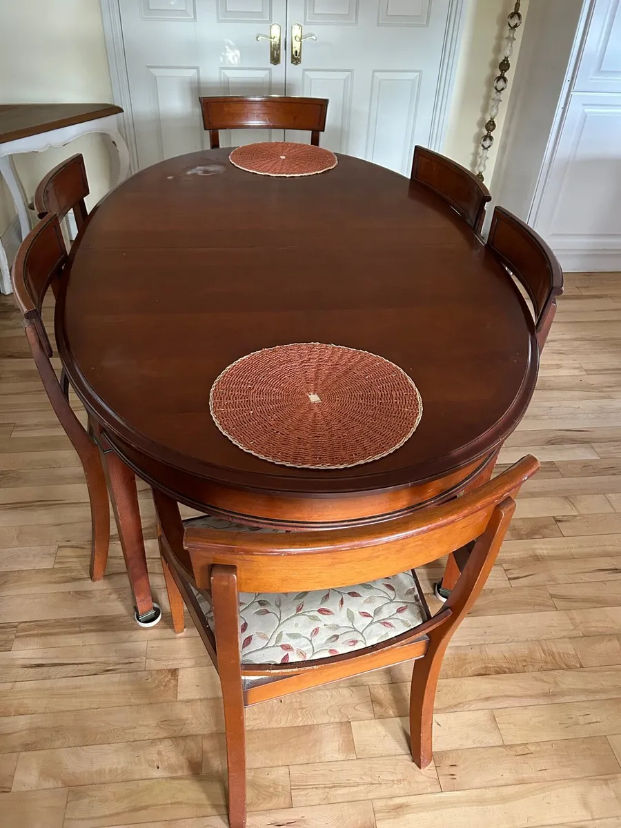 Dining table and chairs - Image 2