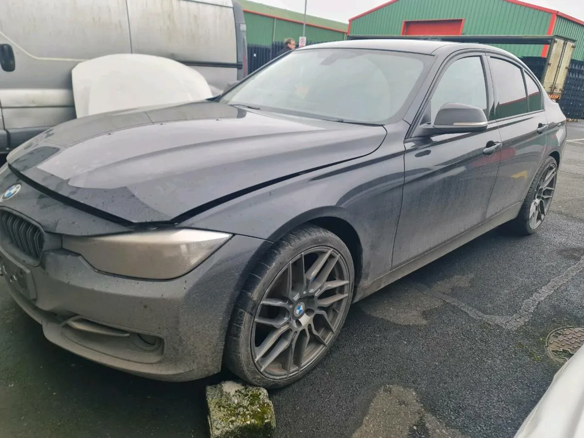 2012 BMW F30 318D SPORT BREAKING PARTS N47D20C - Image 1