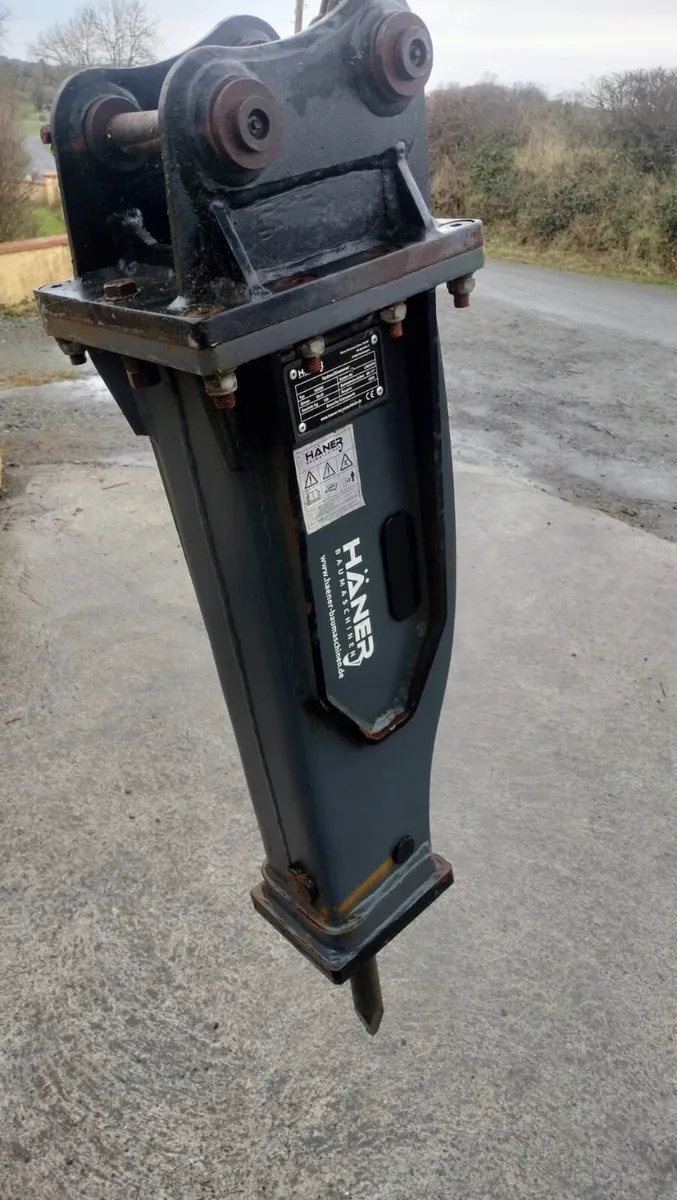 New rockbreaker for a 3 tonne digger - Image 4