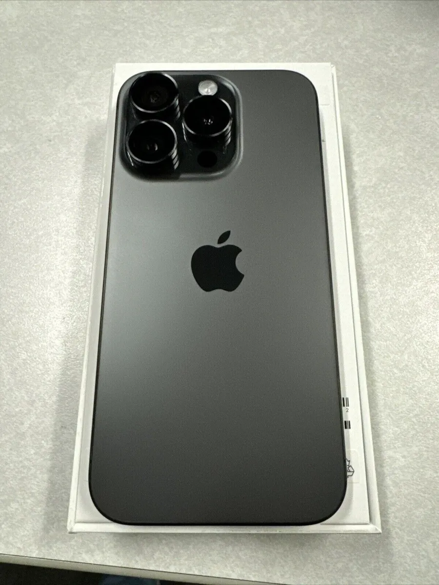 iPhone 15 pro  max unlocked