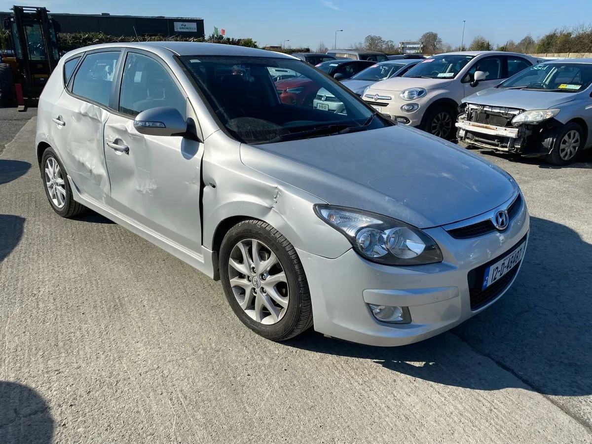 Hyundai i30 ,2012 , 1.4 diesel ⛽️ Driving - Image 1