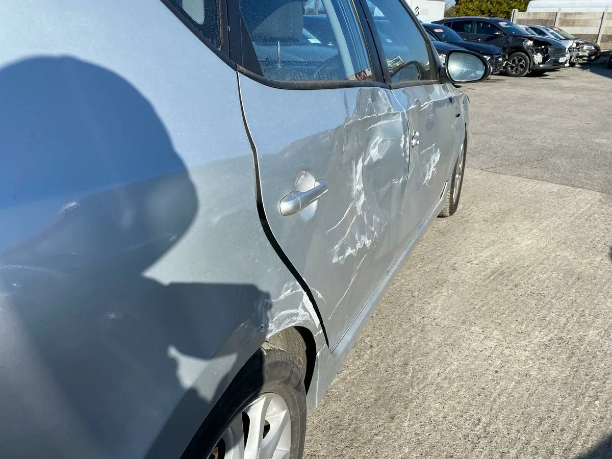Hyundai i30 ,2012 , 1.4 diesel ⛽️ Driving - Image 3
