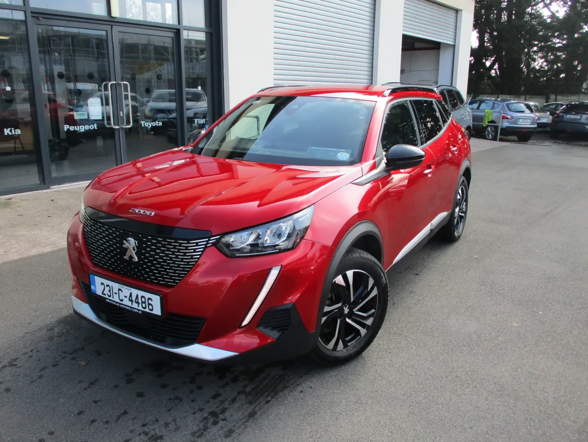 Peugeot 2008 ALLURE 1.2 130 AUTO 2023 - Image 1