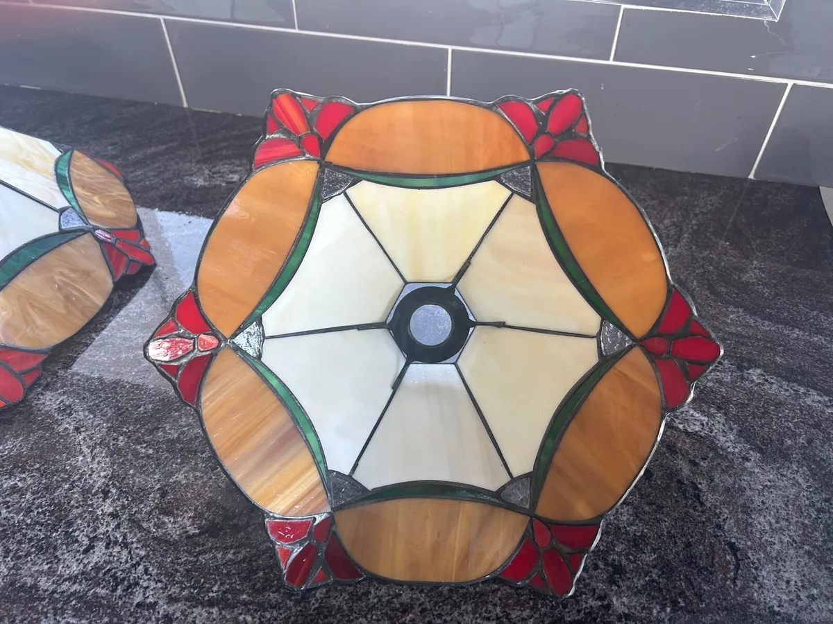 Stained glass ceiling light shades x 5  various - Image 3