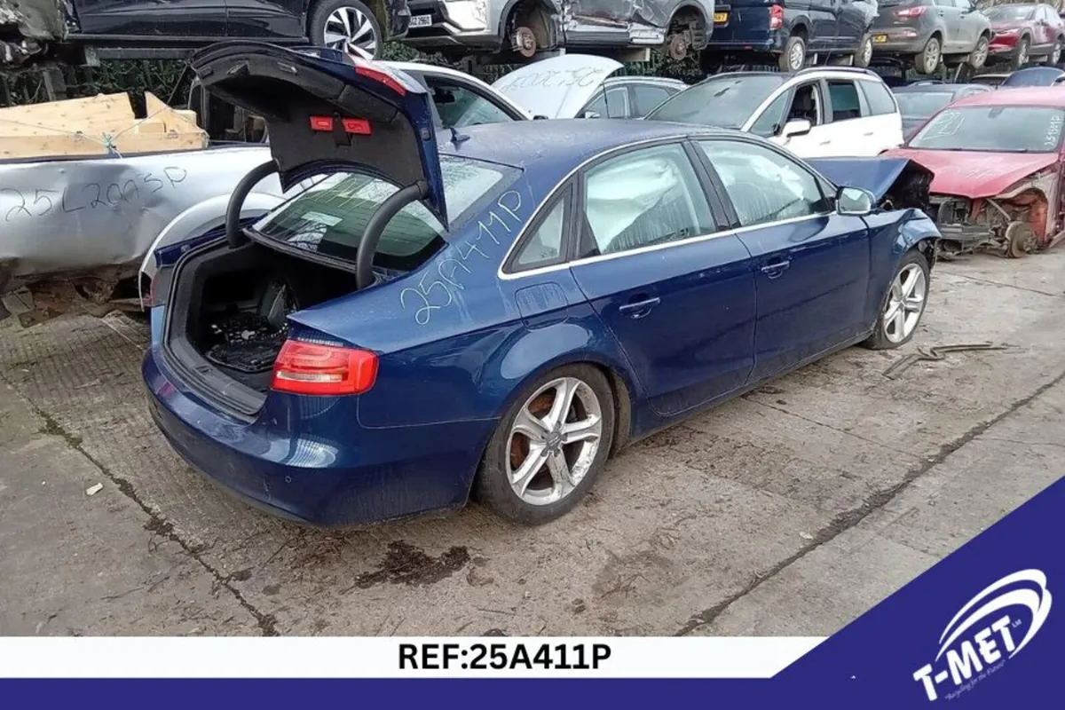 2012 AUDI A4 BREAKING FOR PARTS - Image 4