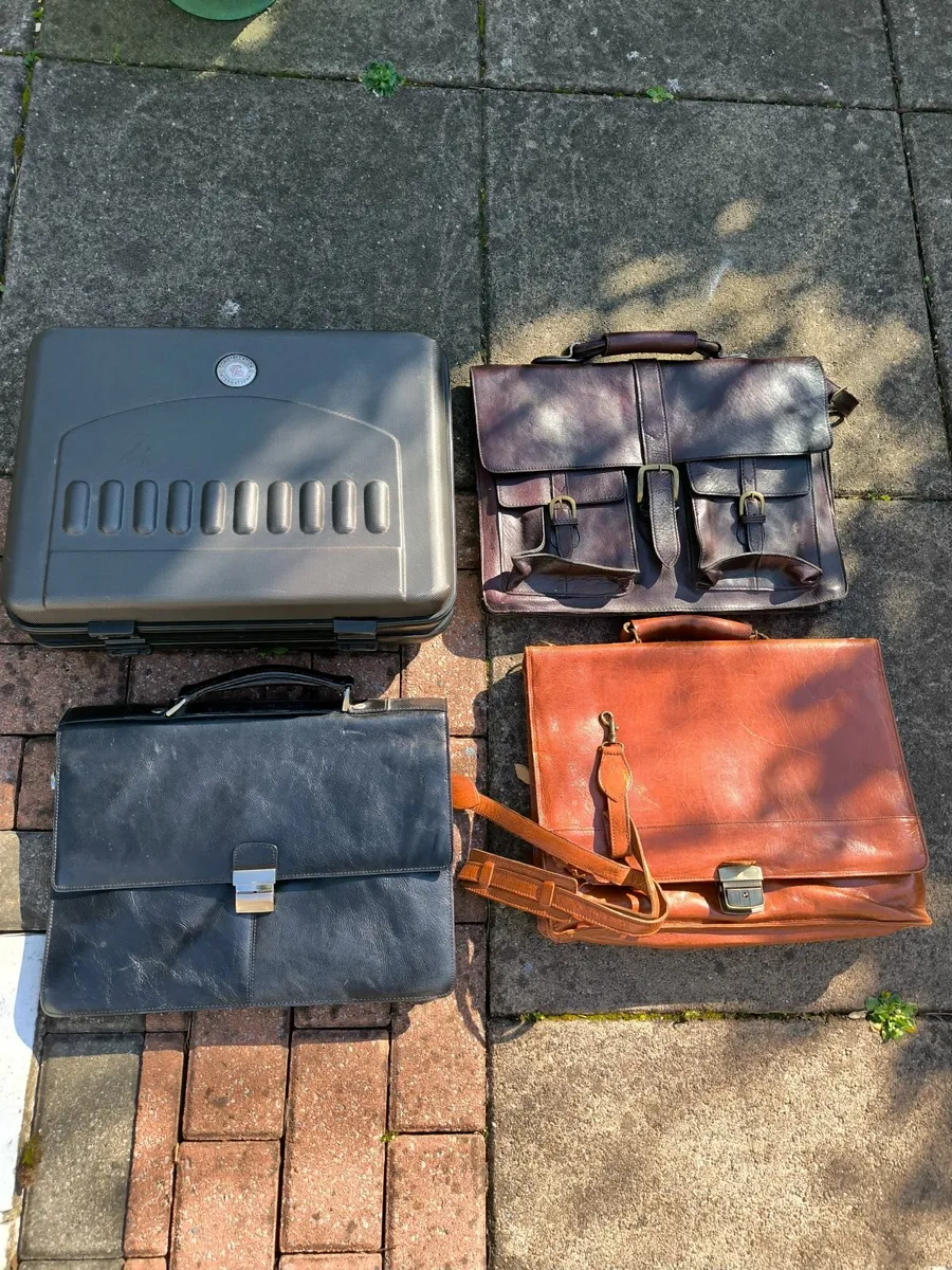 Brief case - Image 1