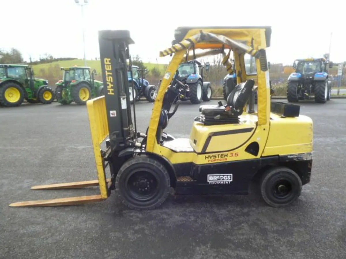 Hyster 3.5 tonne  forklift - Image 1