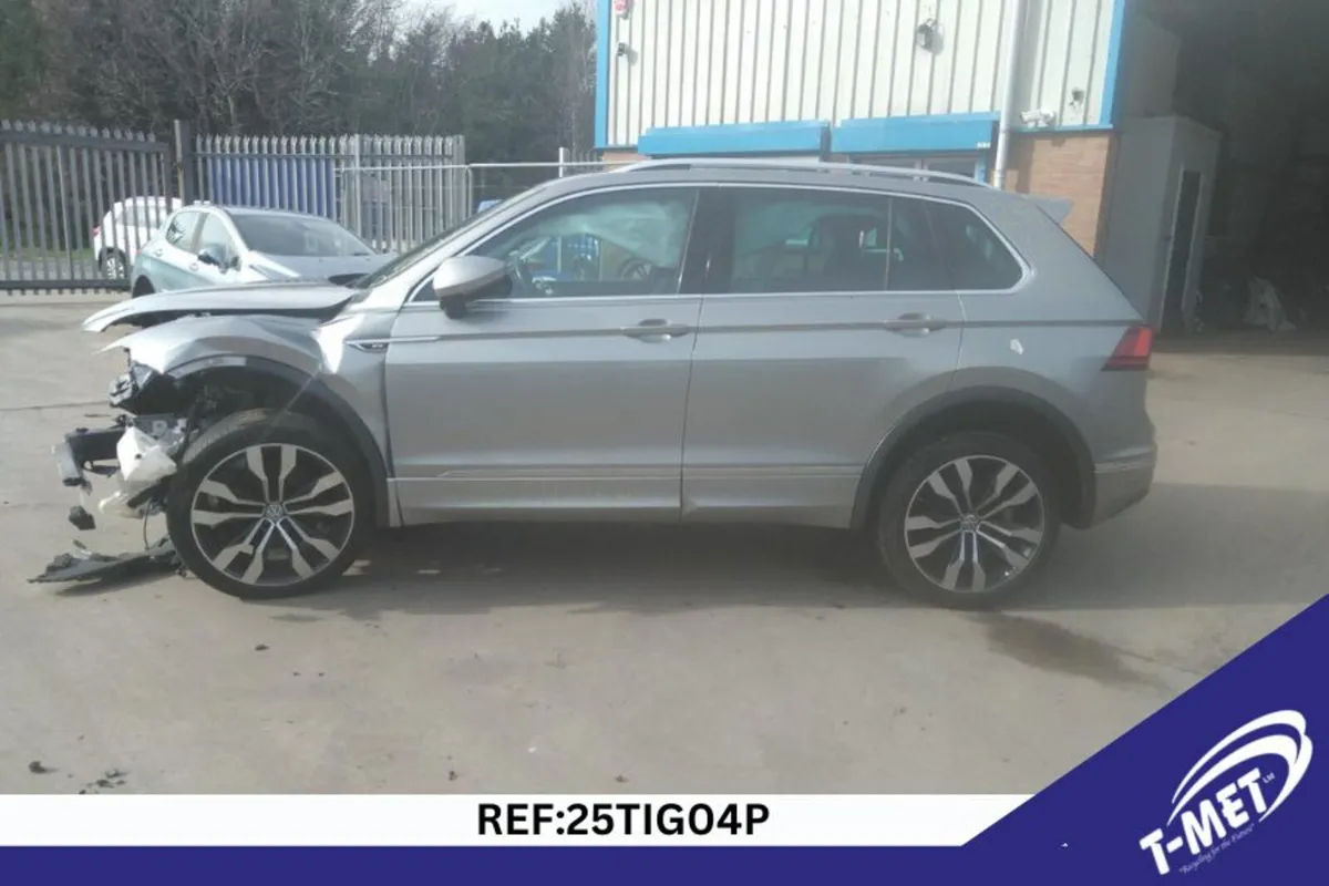 2015 VOLKSWAGEN TIGUAN BREAKING FOR PARTS - Image 2