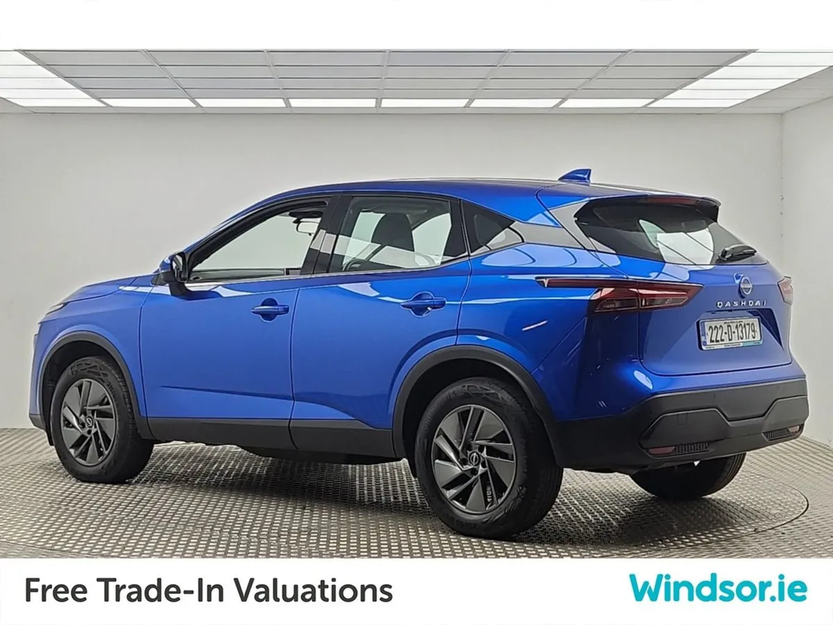 Nissan QASHQAI 1.3 PET Mild Hybrid SV - Image 4