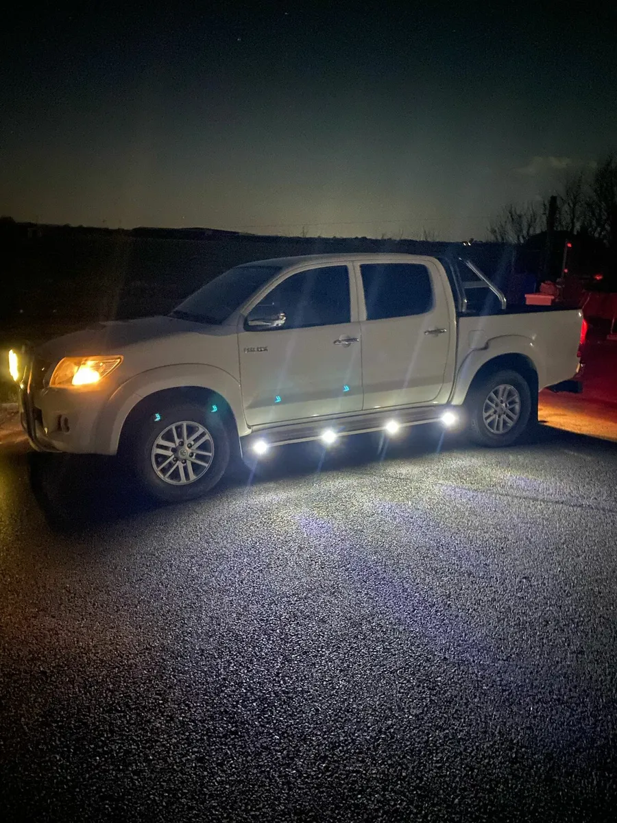 Toyota Hilux - Image 1