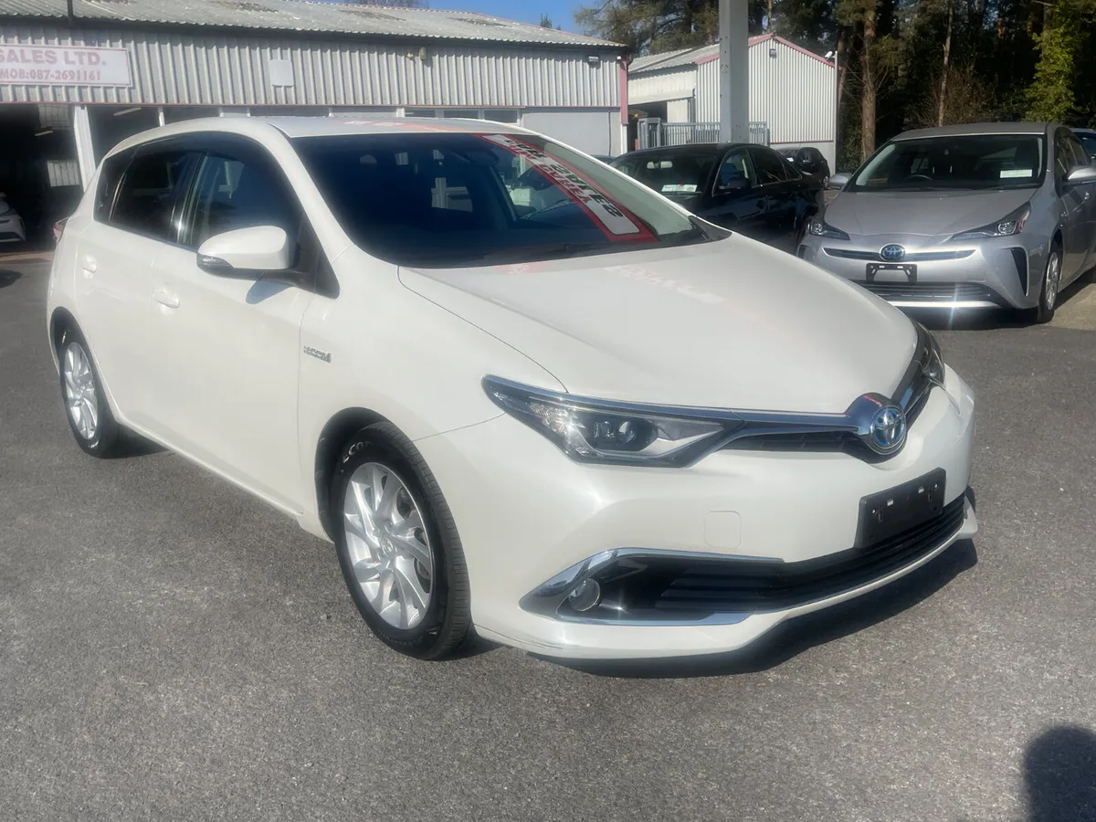 Toyota Auris 2016-2 - Image 1
