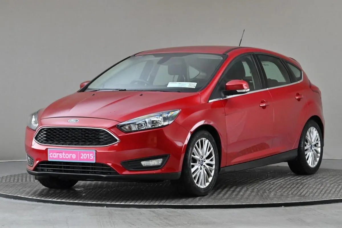 Ford Focus 1.6 Tdci 95ps 6spd Zetec 17  Alloy Whe - Image 3