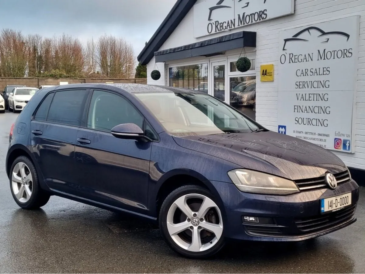 Volkswagen Golf 1.2 TSI Comfortline Auto - Image 1