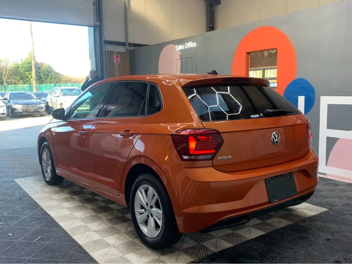 Volkswagen Polo TSI Comfort Line / 46k KMs / Auto - Image 4