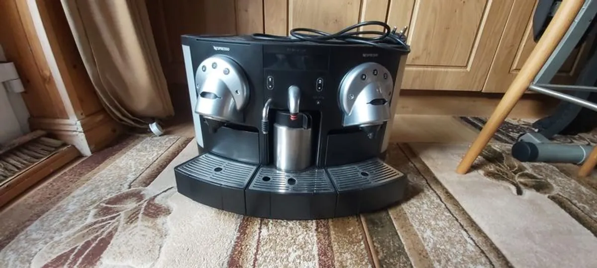 Canteen Coffee machine- Nespresso Gemini CS223 PRO - Image 1