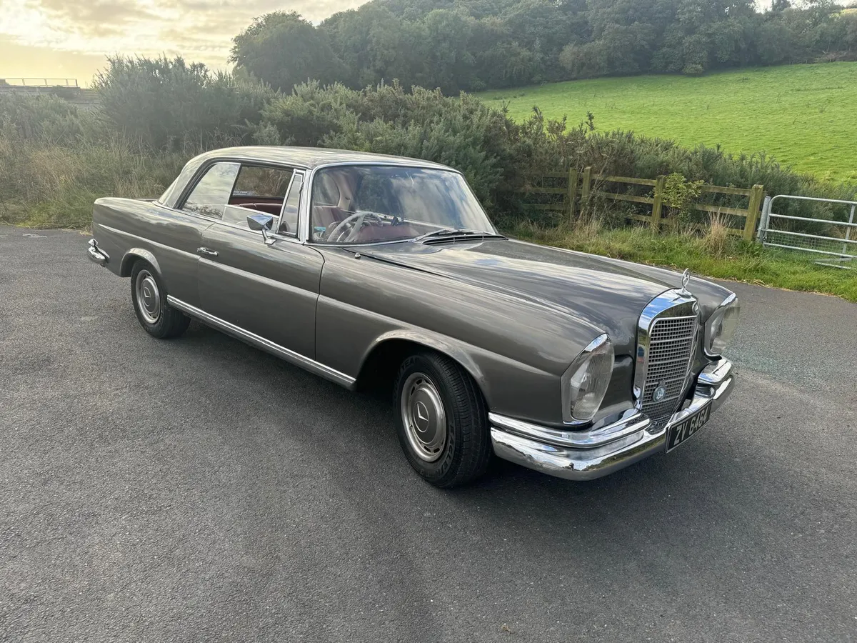 Mercedes 280 SEB Coupe Auto 1969 W111 - Image 1
