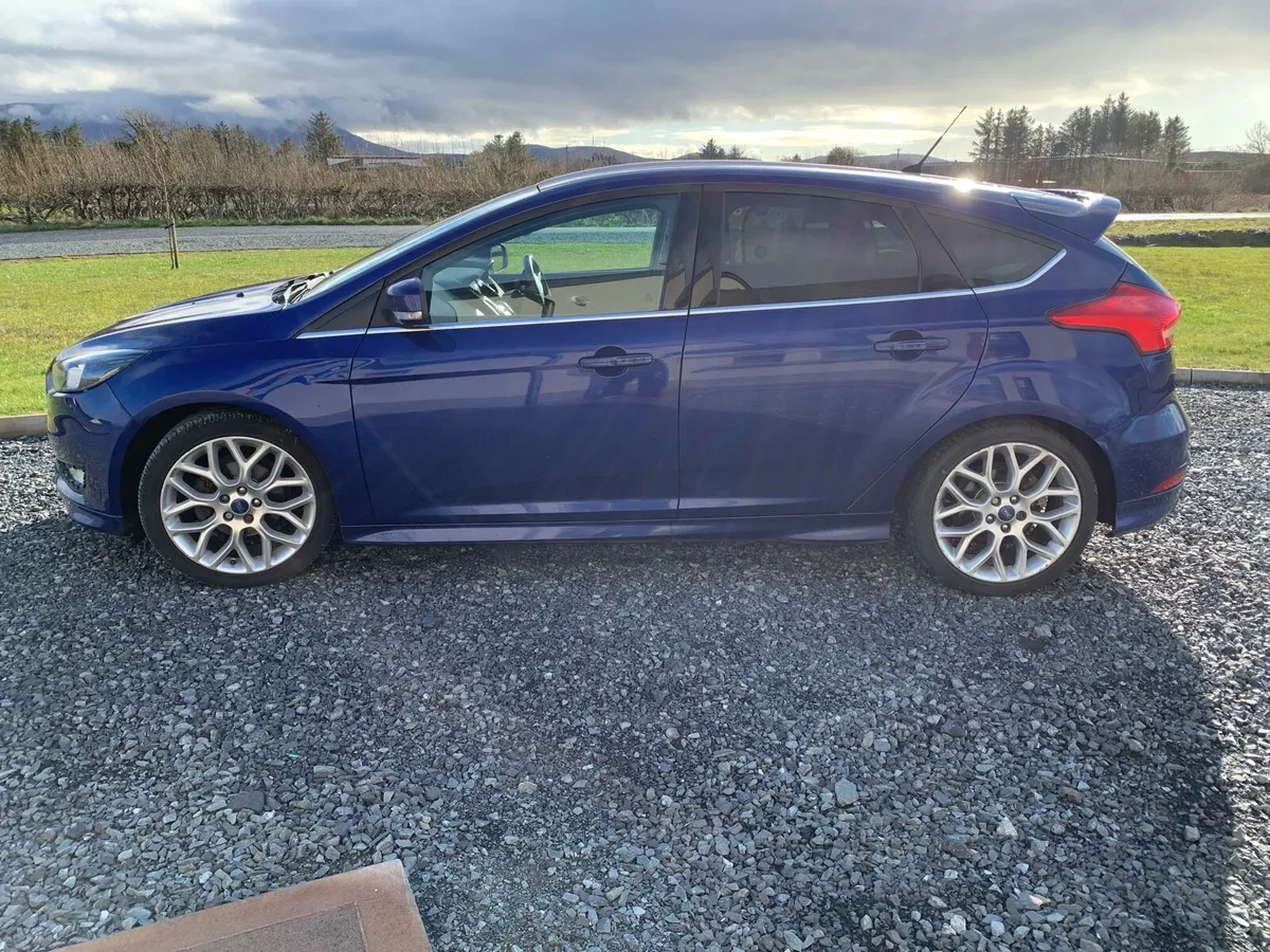 Ford Focus - Image 2