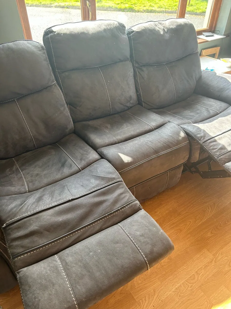 3 piece recliner sofa with matching recliner chair - Image 1