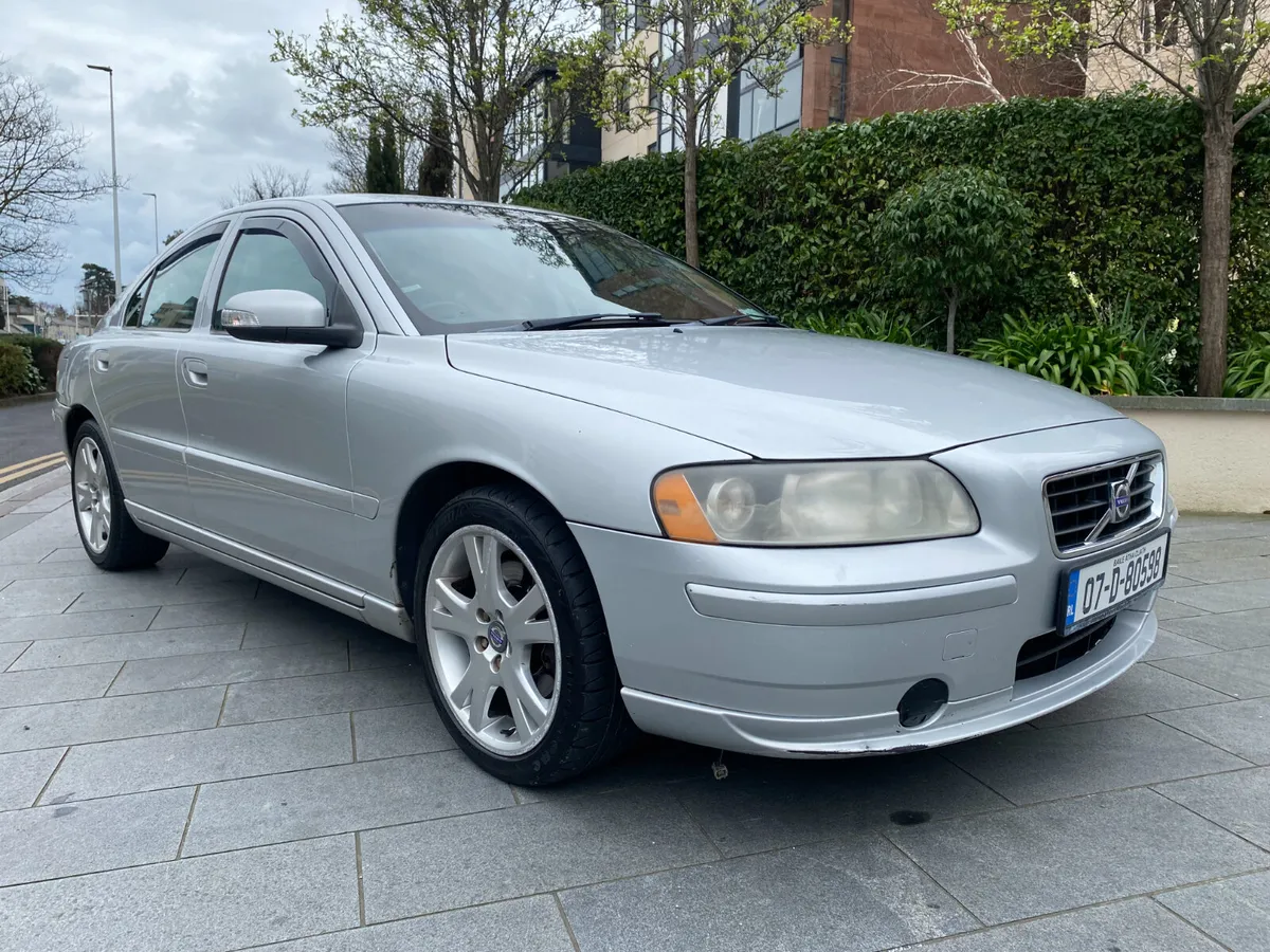 Volvo S60 - 0868212190 - Image 1