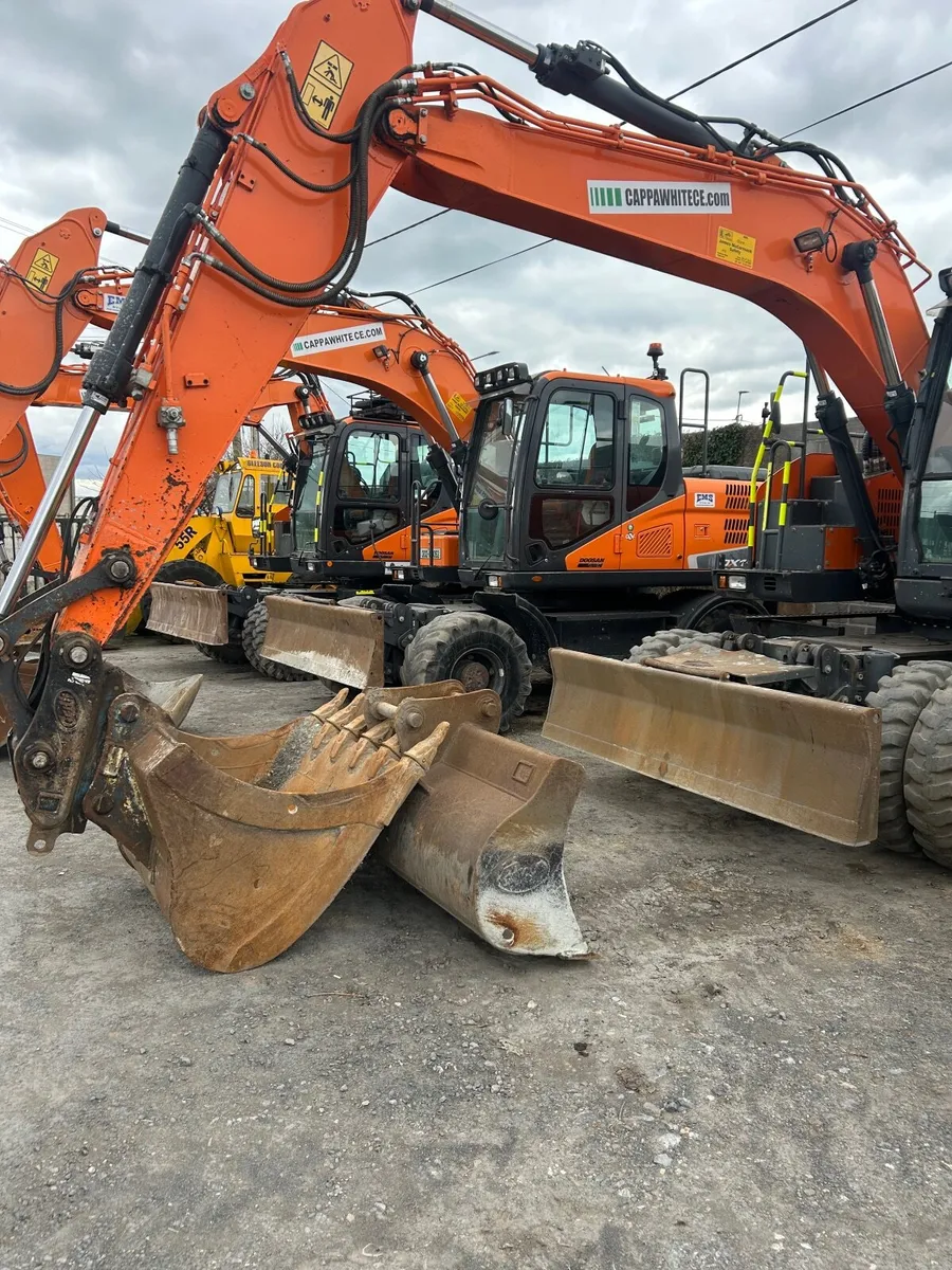 Cappawhite ce selfdrive hire