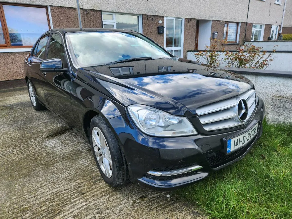 Auto-Mercedes-Benz C Class Diesel AUTOMATIC - Image 2