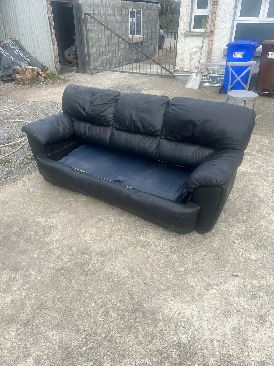 Pull out sofa bed - Image 3