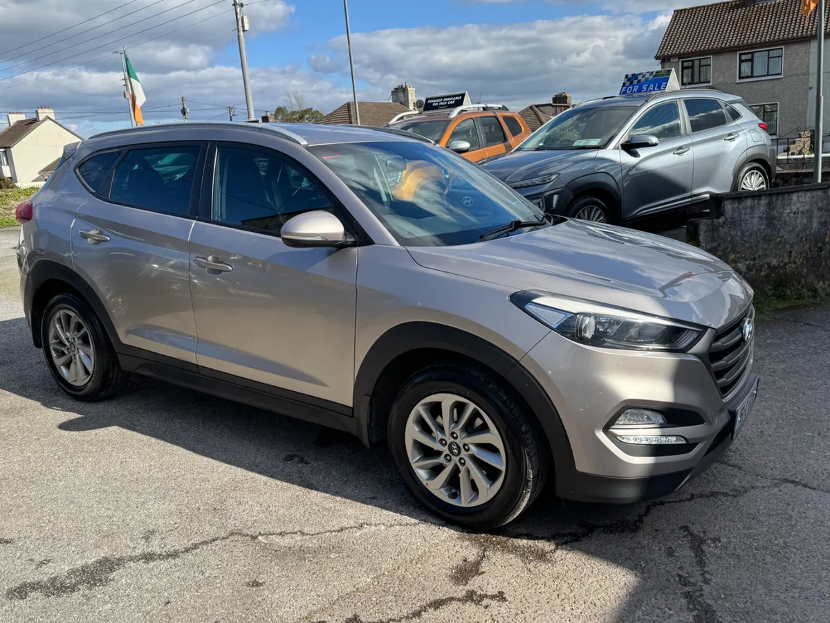Hyundai Tucson executive high spec - Image 4