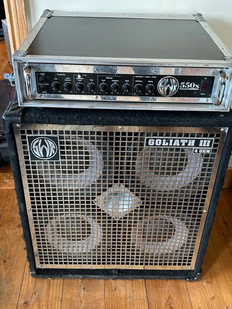 Swr 4x10 Bass SWR GOLIATH III 4x10