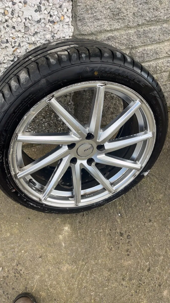 18 inch Avid 30vr Alloy Wheels - Image 1