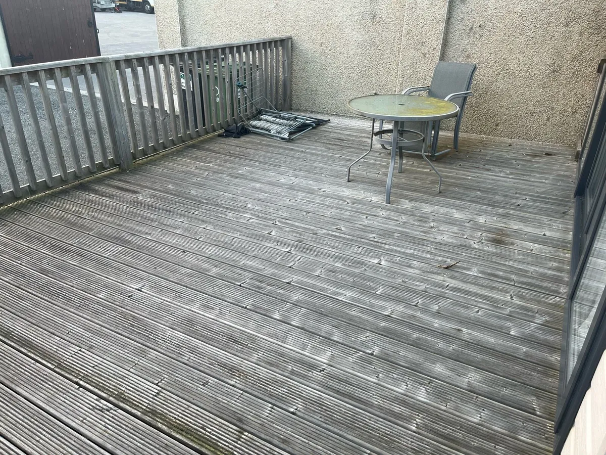 Decking free to take away - Image 4