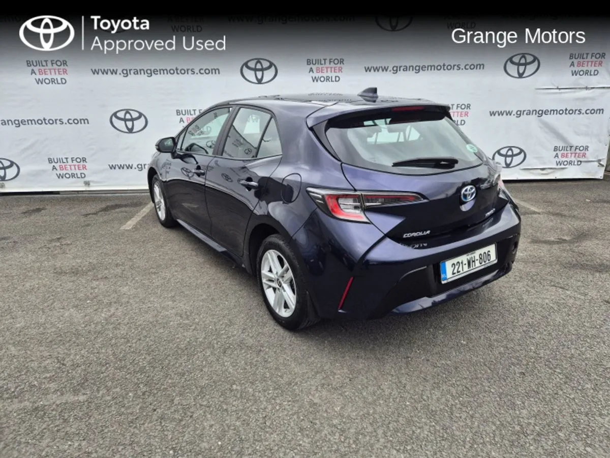 Toyota Corolla 1.8 Hybrid Luna H/B - Image 2