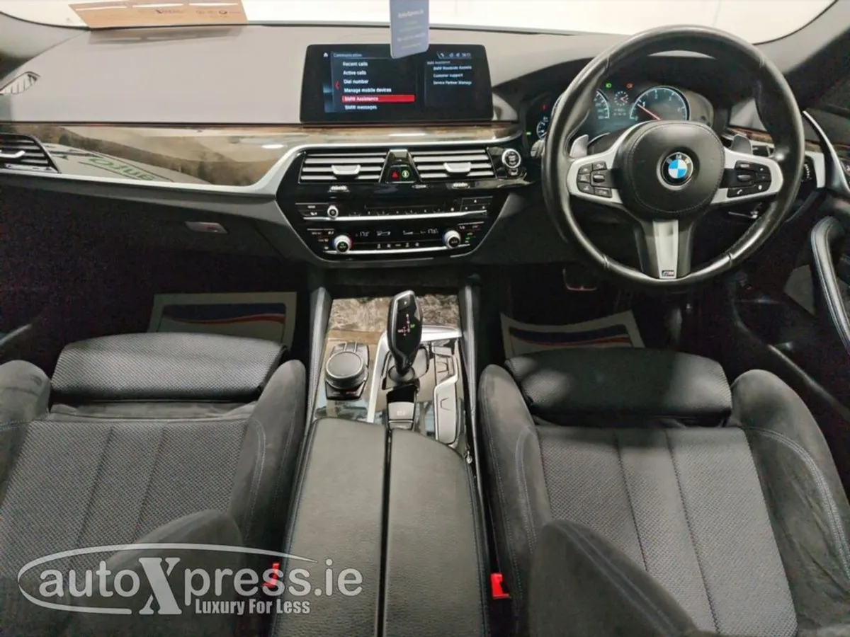 BMW 5 Series 523D M Sport Automatic  Reversing Ca - Image 4