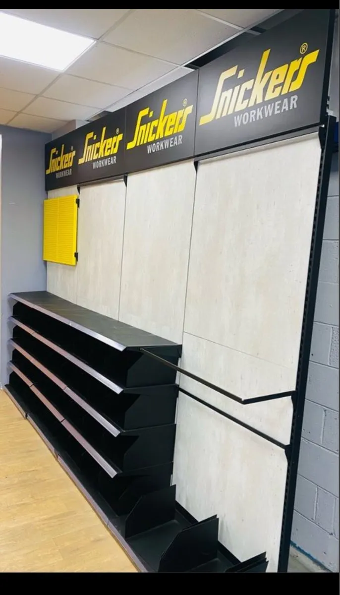 4 METER WIDE EXHIBITION DISPLAY STAND CLEARANCE - Image 3