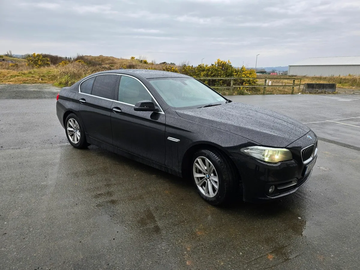 BMW 5-Series 2015 - Image 1