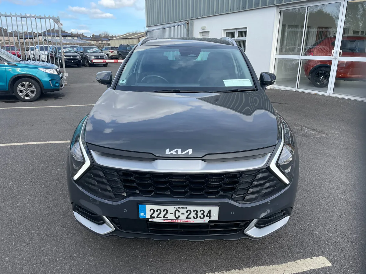 Kia Sportage 1.6 PHEV - Image 2