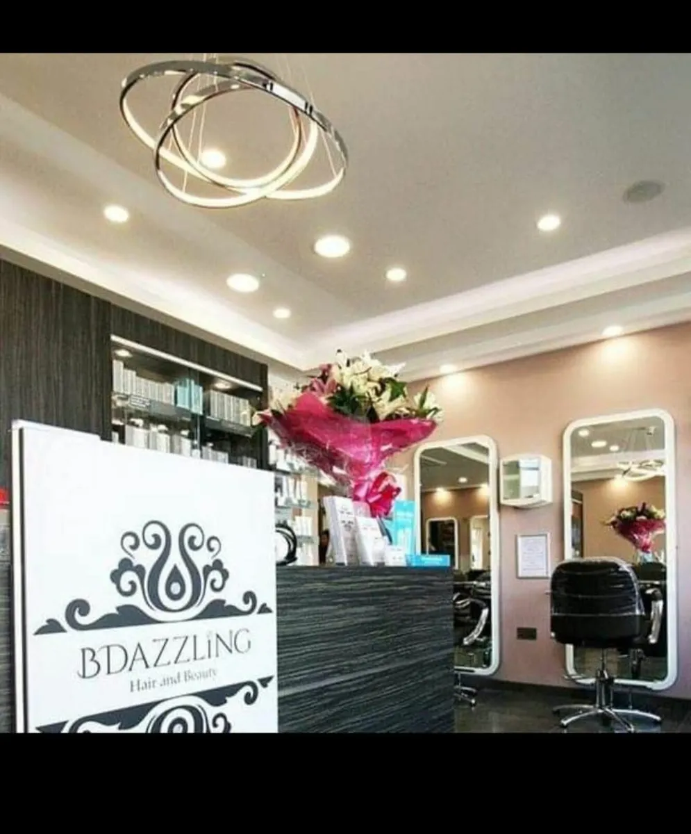 Hair dressing chair ro rent