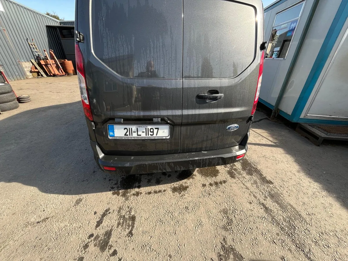 Ford Transit 2021 - Image 2