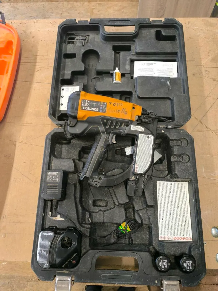 Bostitch 18g nail gun - Image 1