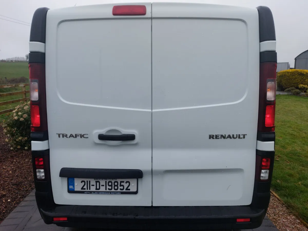 RENAULT TRAFIC 2021' 2.0 L - LWB - Image 4