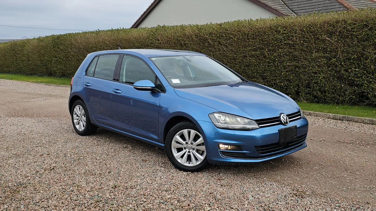 151 Volkswagen Golf Comfortline DSG Auto - Image 3