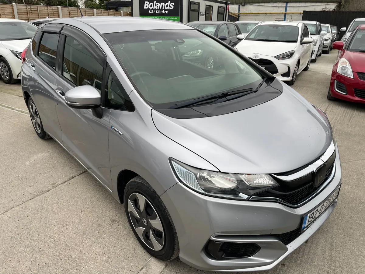 192 Honda Fit 1.5 Hybrid Automatic 5dr Model - Image 2