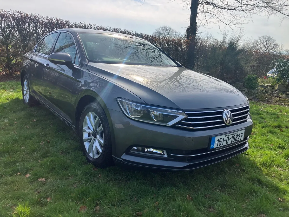 Volkswagen Passat - Image 1