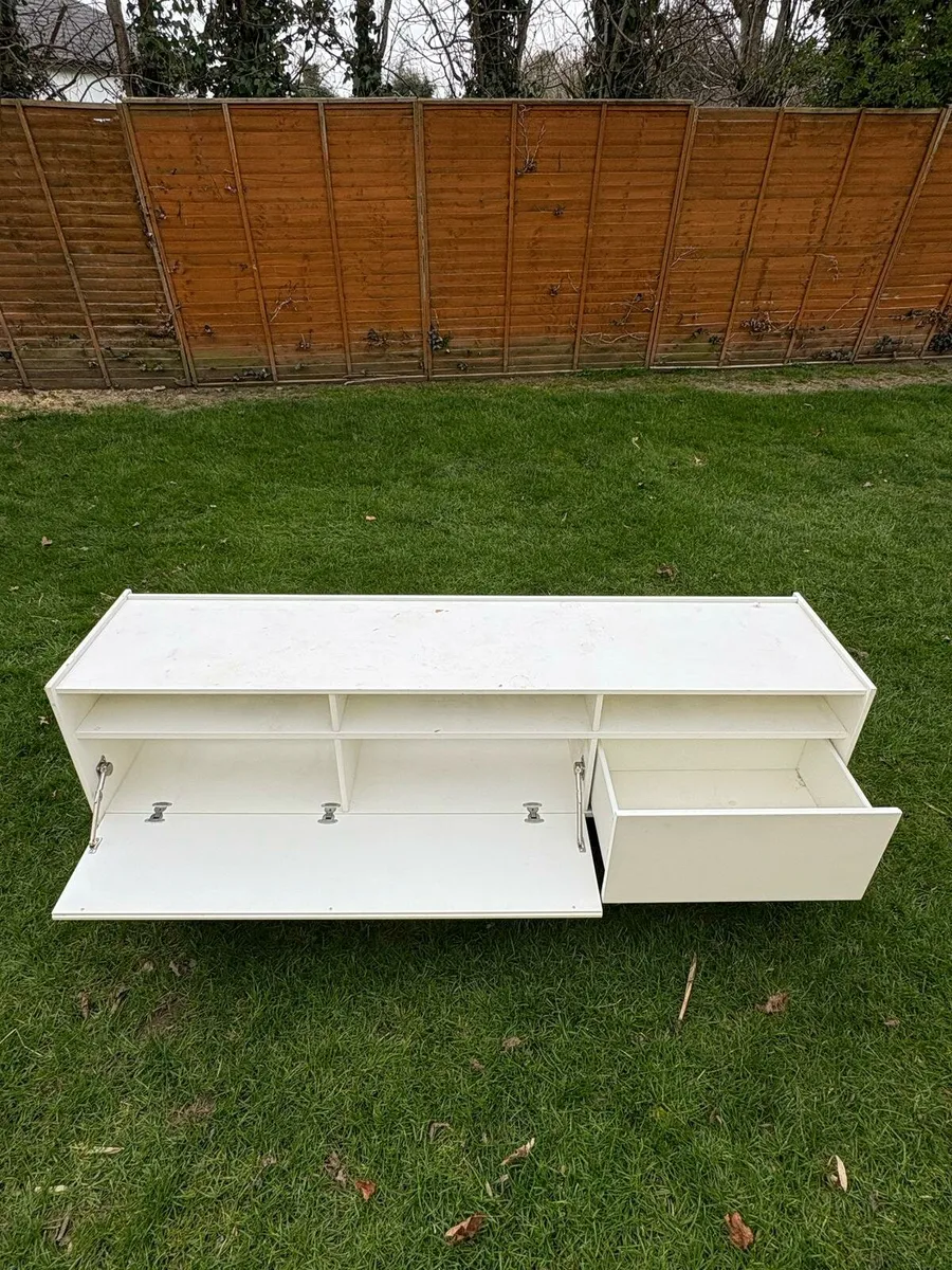 Tv stand - Image 2