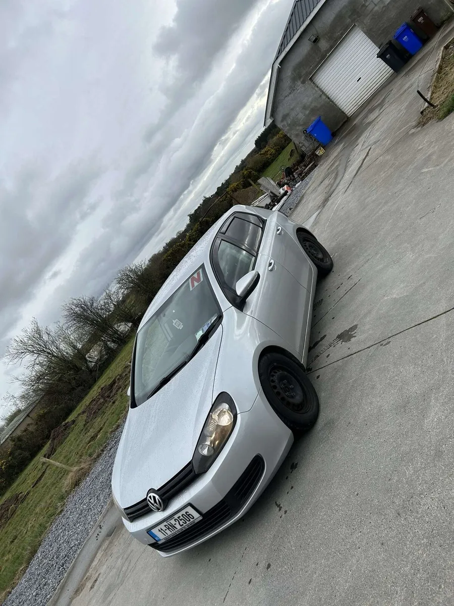 2011 Golf - Image 1