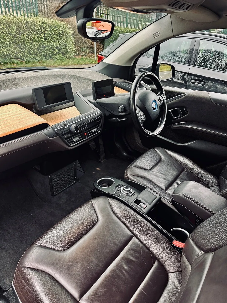 BMW I3 open for offer - Image 1