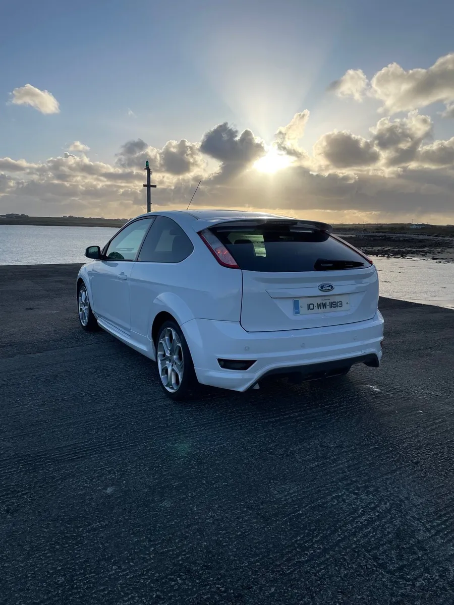Ford focus - Image 2