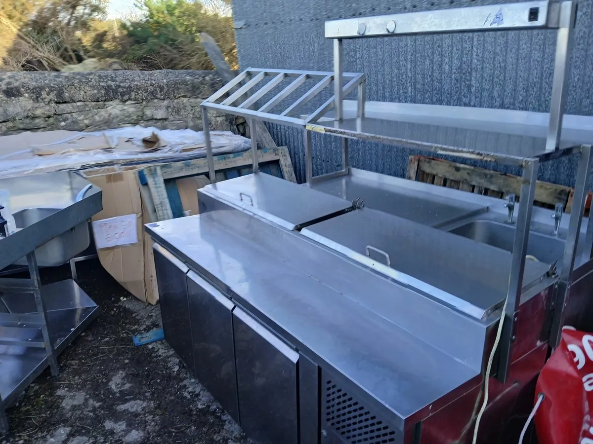 Staneless steel cabbinet ...prep unit delivered - Image 1